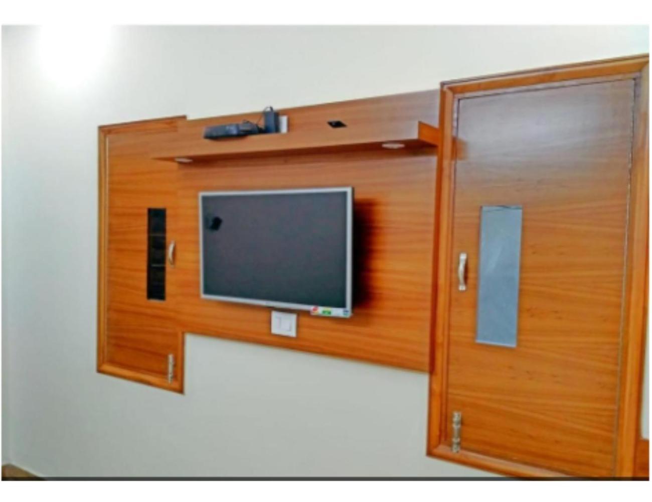 Hotel Basera Guest House, Saharanpur Exterior foto